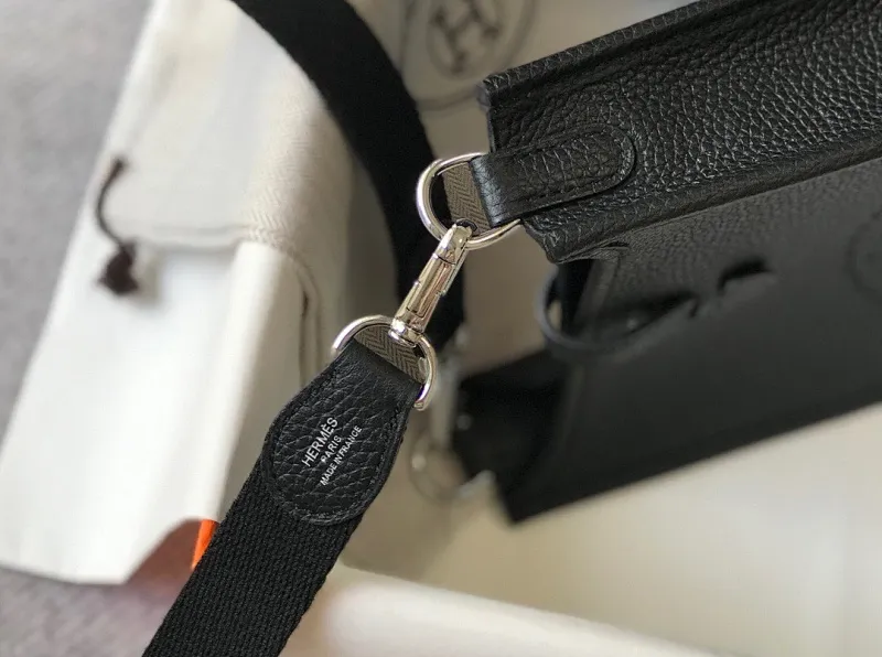 All categories Hermès women's bags (Hermès) Hermès 3017