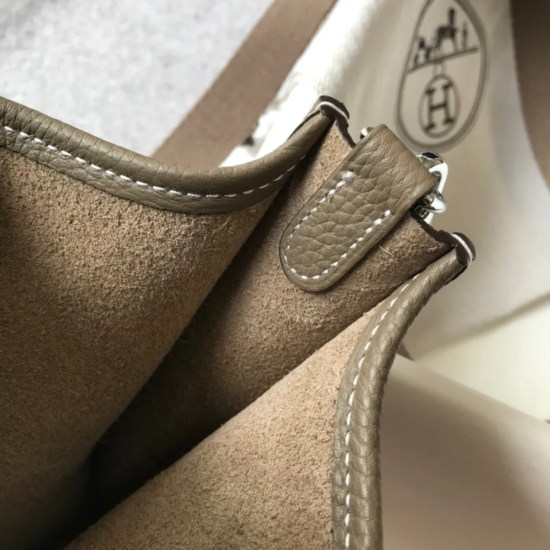 All categories Hermès women's bags (Hermès) Hermès 3017