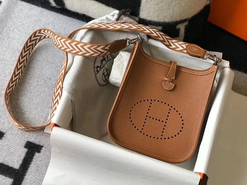 All categories Hermès women's bags (Hermès) Hermès 3017