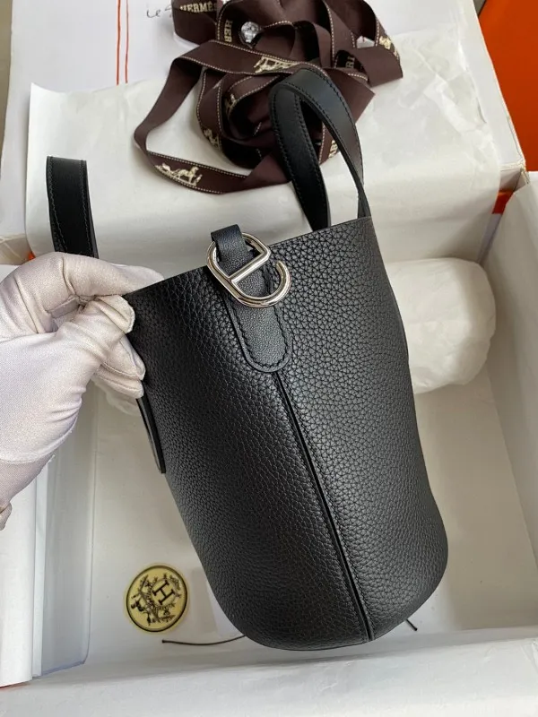 All categories Hermès women's bags (Hermès) Hermès 1822