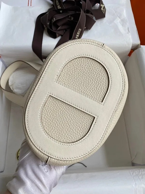 All categories Hermès women's bags (Hermès) Hermès 1822