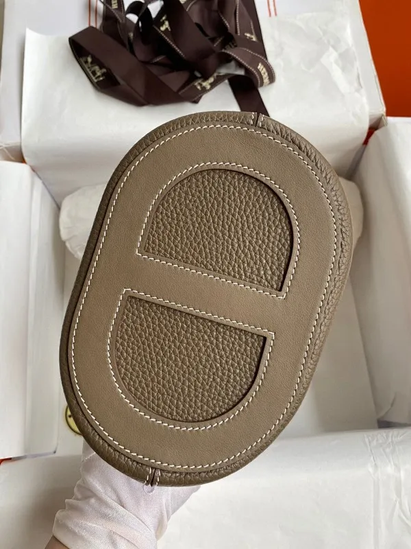 All categories Hermès women's bags (Hermès) Hermès 1822