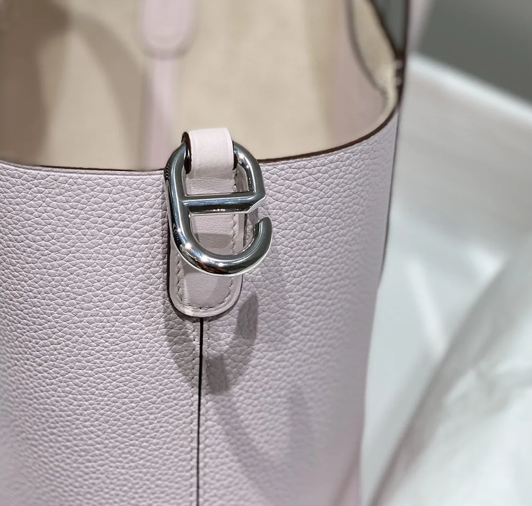 All categories Hermès women's bags (Hermès) Hermès 1822