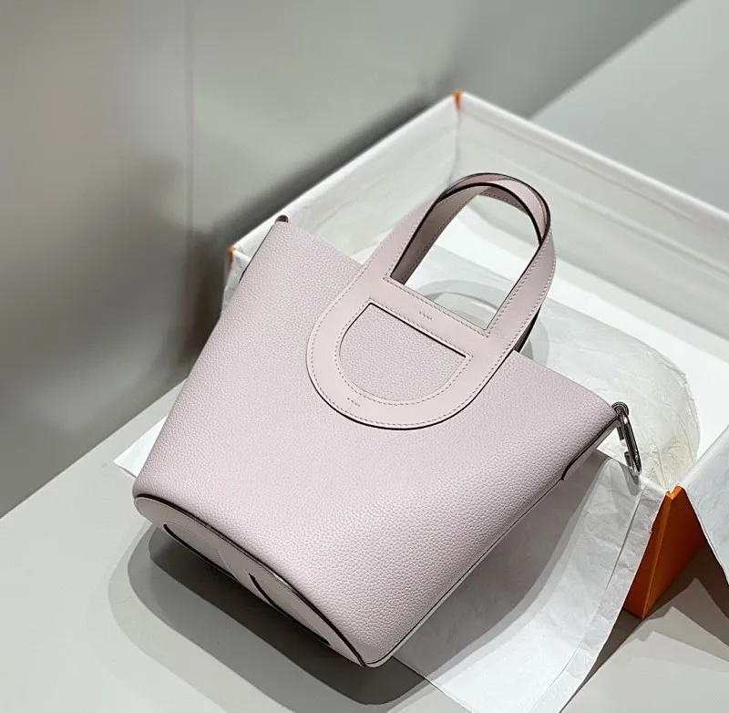 All categories Hermès women's bags (Hermès) Hermès 1822