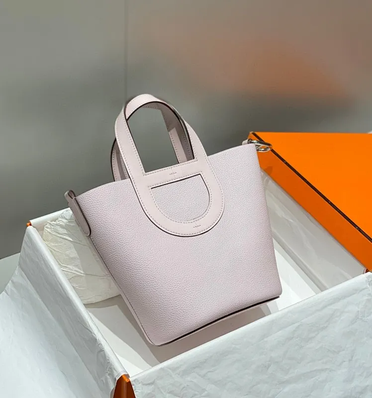 All categories Hermès women's bags (Hermès) Hermès 1822