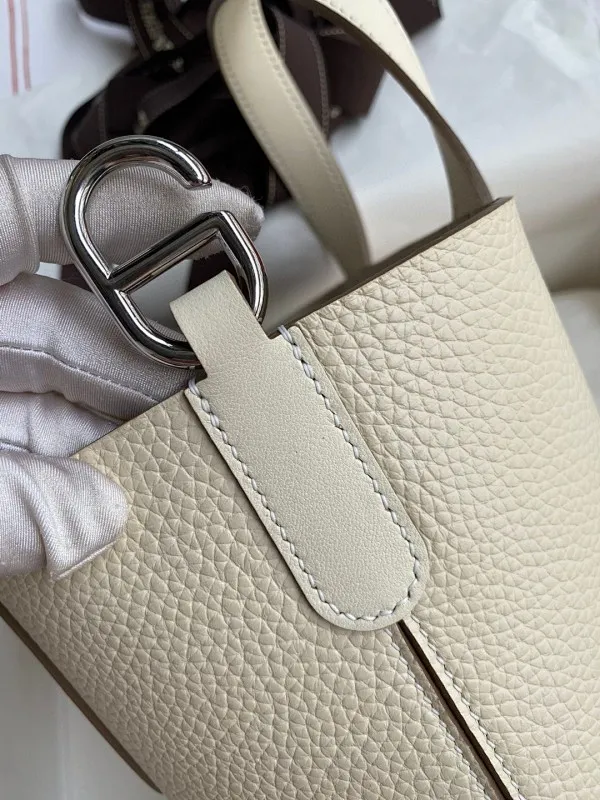 All categories Hermès women's bags (Hermès) Hermès 1822