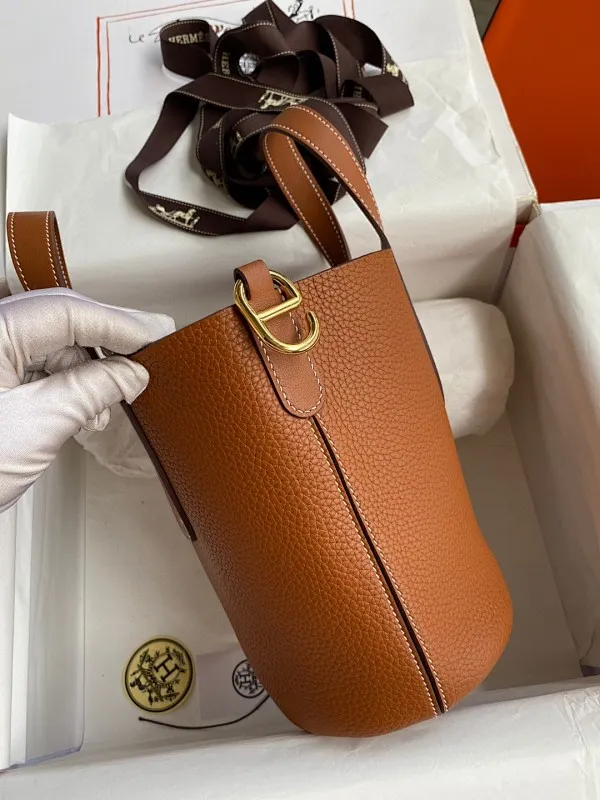 All categories Hermès women's bags (Hermès) Hermès 1822
