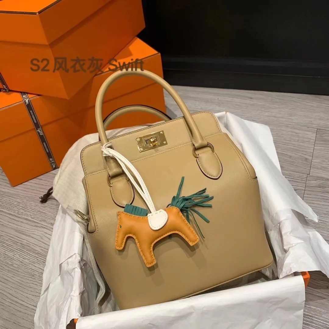 All categories Hermès women's bags (Hermès) Hermès 234