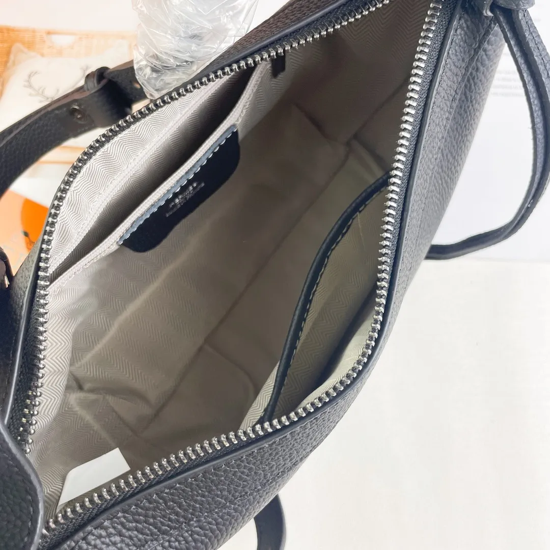 All categories Hermès women's bags (Hermès) Hermès E955