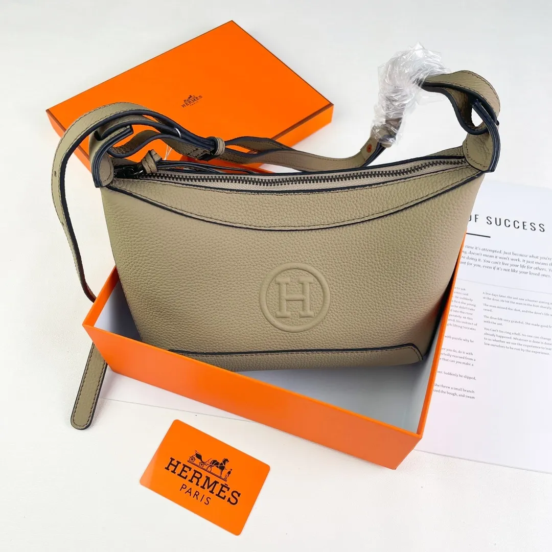 All categories Hermès women's bags (Hermès) Hermès E955