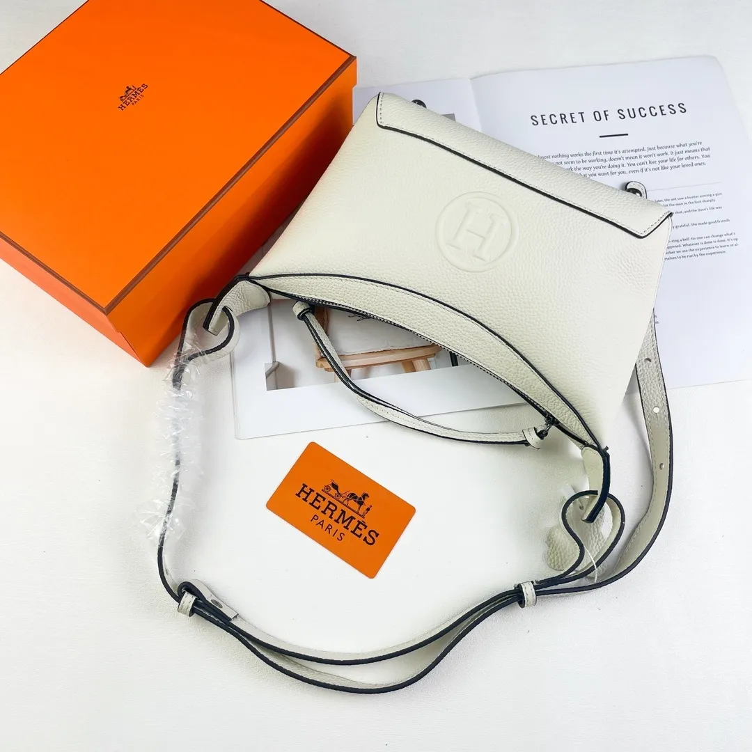 All categories Hermès women's bags (Hermès) Hermès E955