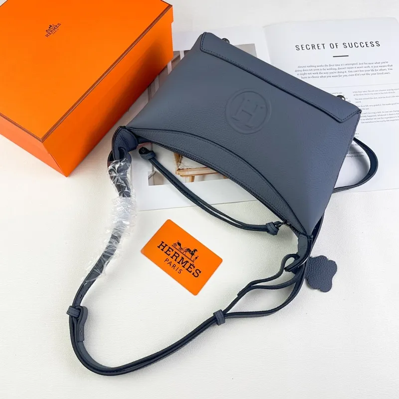 All categories Hermès women's bags (Hermès) Hermès E955