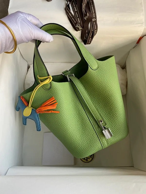 All categories Hermès women's bags (Hermès) Hermès 1800