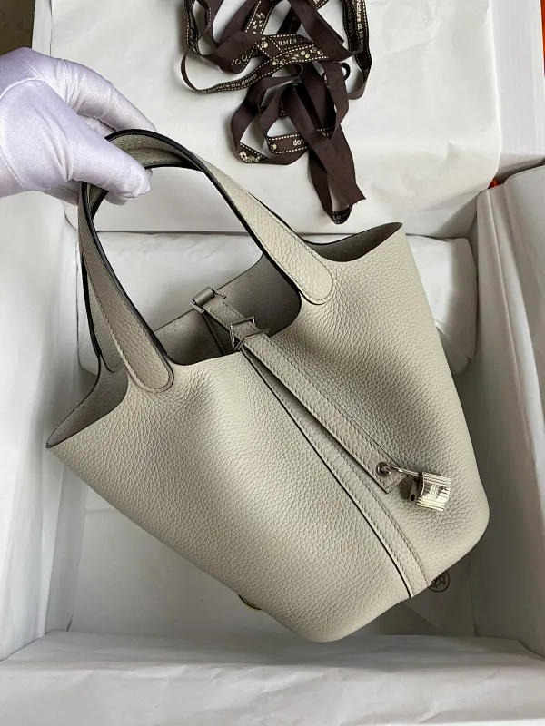 All categories Hermès women's bags (Hermès) Hermès 1800