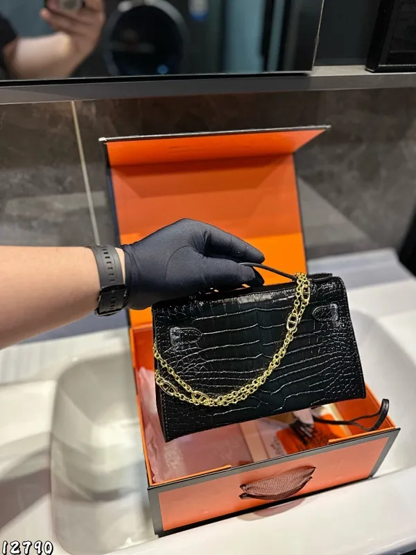 All Categories Official Website "Brand Women's Bags" Women's Bags 💙 Hermes 2025 New Hermes Crossbody Bag