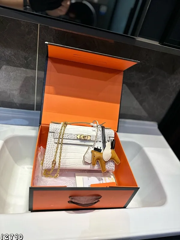 All Categories Official Website "Brand Women's Bags" Women's Bags 💙 Hermes 2025 New Hermes Crossbody Bag