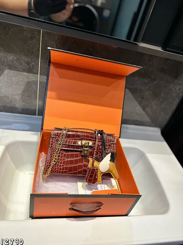 All Categories Official Website "Brand Women's Bags" Women's Bags 💙 Hermes 2025 New Hermes Crossbody Bag