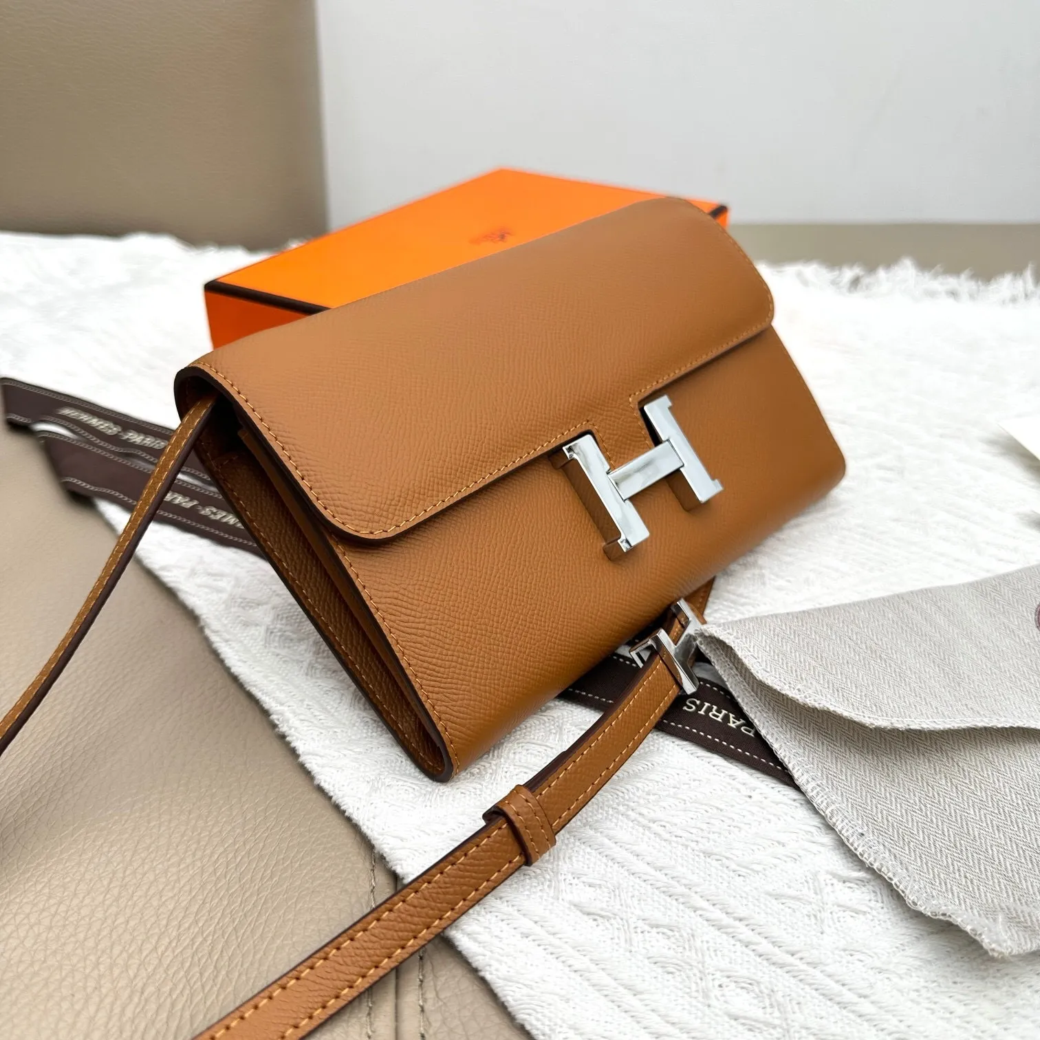 All Categories Official Website "Brand Women's Bags" Women's Bags 💙 Hermes 2025 New Hermes Crossbody Bag