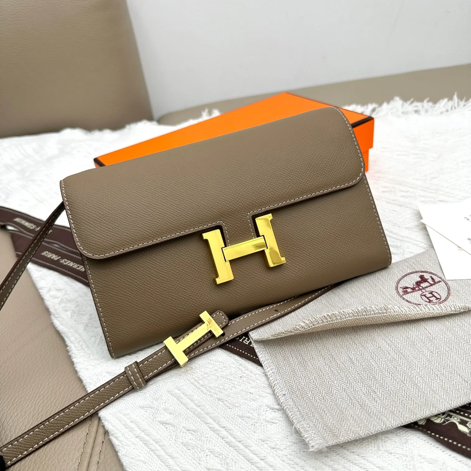 All Categories Official Website "Brand Women's Bags" Women's Bags 💙 Hermes 2025 New Hermes Crossbody Bag
