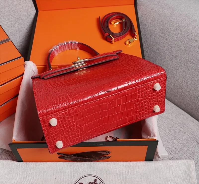 All Categories Official Website "Brand Women's Bags" Women's Bags 💙 Hermes 2022 Official New Hermès Handbag Kelly Crocodile Pattern First Layer Calfskin Wholesale 58003000 High Quality Size: 25-9-18CM
