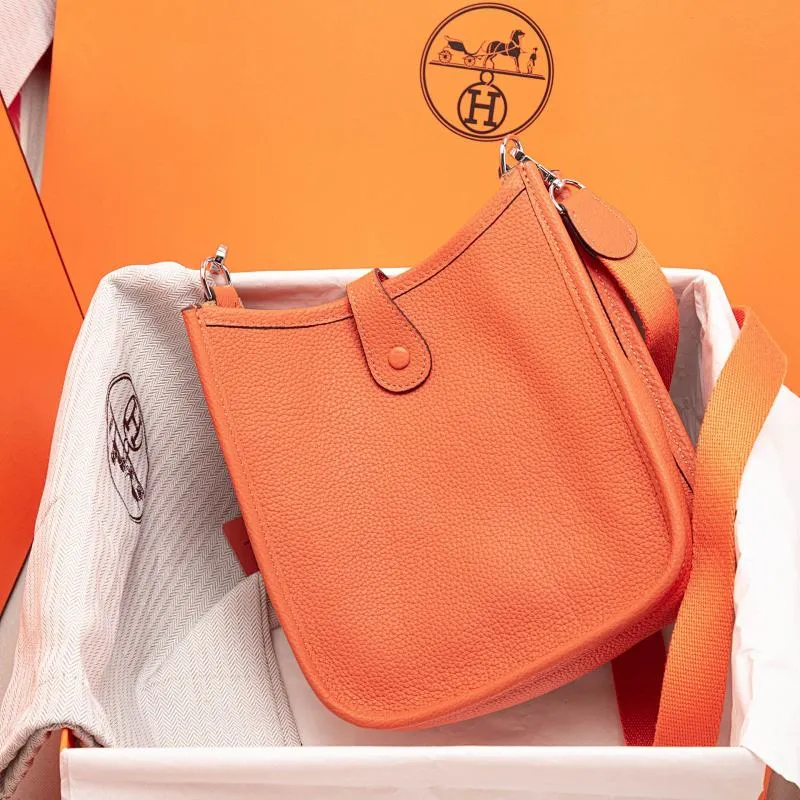 All categories Official website "Brand Women's Bags" Women's Bags 💙 Hermes 2022 official new Hermes evelyne mini bag wholesale imported cowhide 58002300 high quality size: 17CM