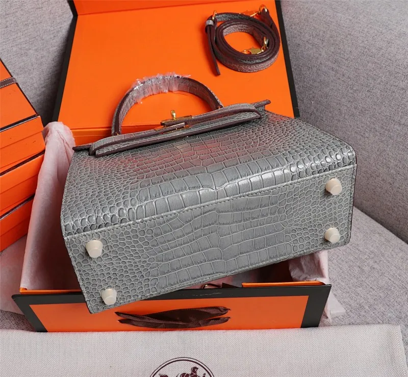 All Categories Official Website "Brand Women's Bags" Women's Bags 💙 Hermes 2022 Official New Hermès Handbag Kelly Crocodile Pattern First Layer Calfskin Wholesale 58003000 High Quality Size: 25-9-18CM