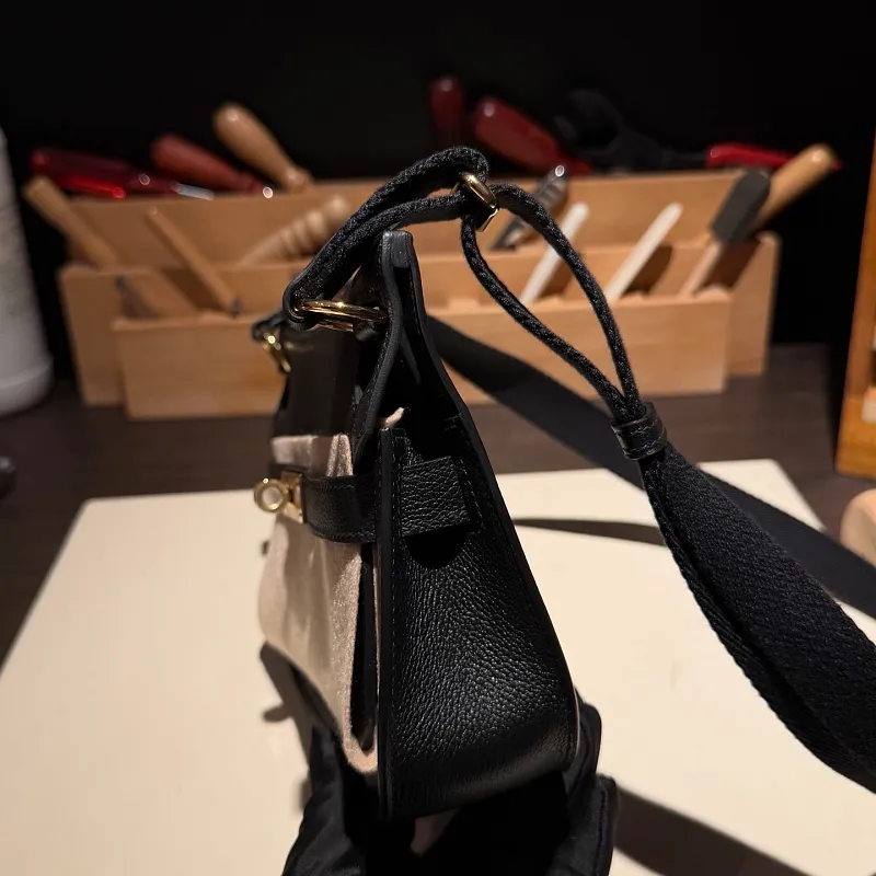 All categories Hermès women's bags (Hermès) Hermès 2323