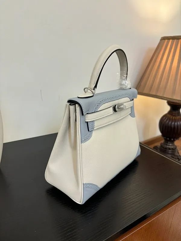 All categories Hermès women's bags (Hermès) Hermès 2528