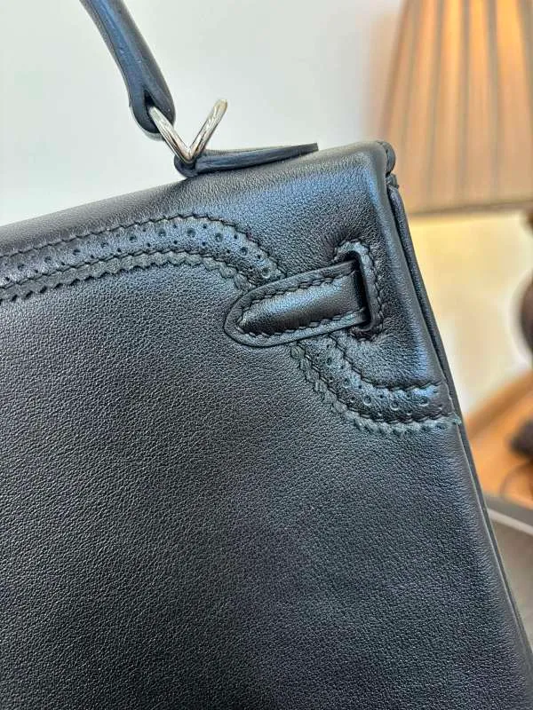 All categories Hermès women's bags (Hermès) Hermès 2528
