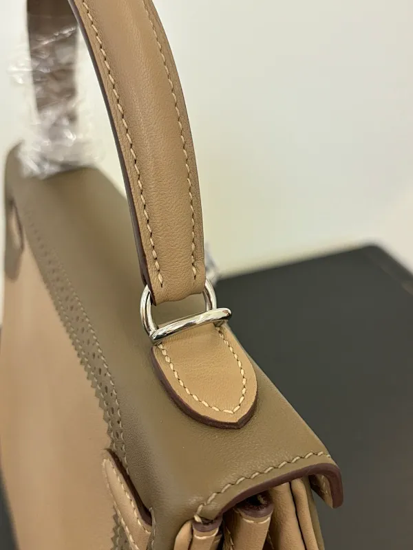 All categories Hermès women's bags (Hermès) Hermès 2528