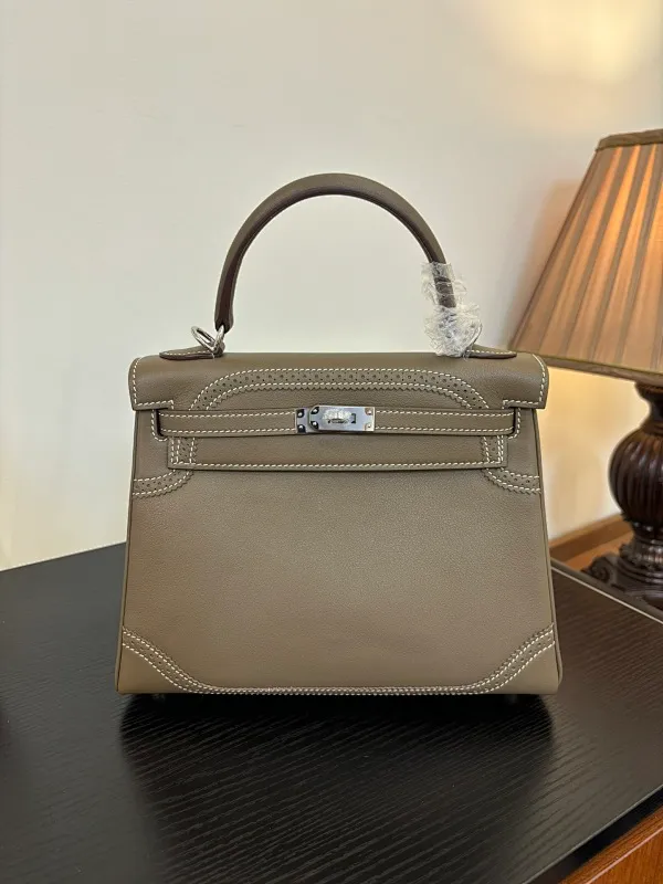 All categories Hermès women's bags (Hermès) Hermès 2528