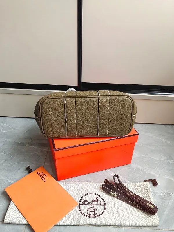 All Categories Official Website "Brand Women's Bags" Women's Bags 💙 Hermes 2026 New Hermes Portable Shoulder Bag