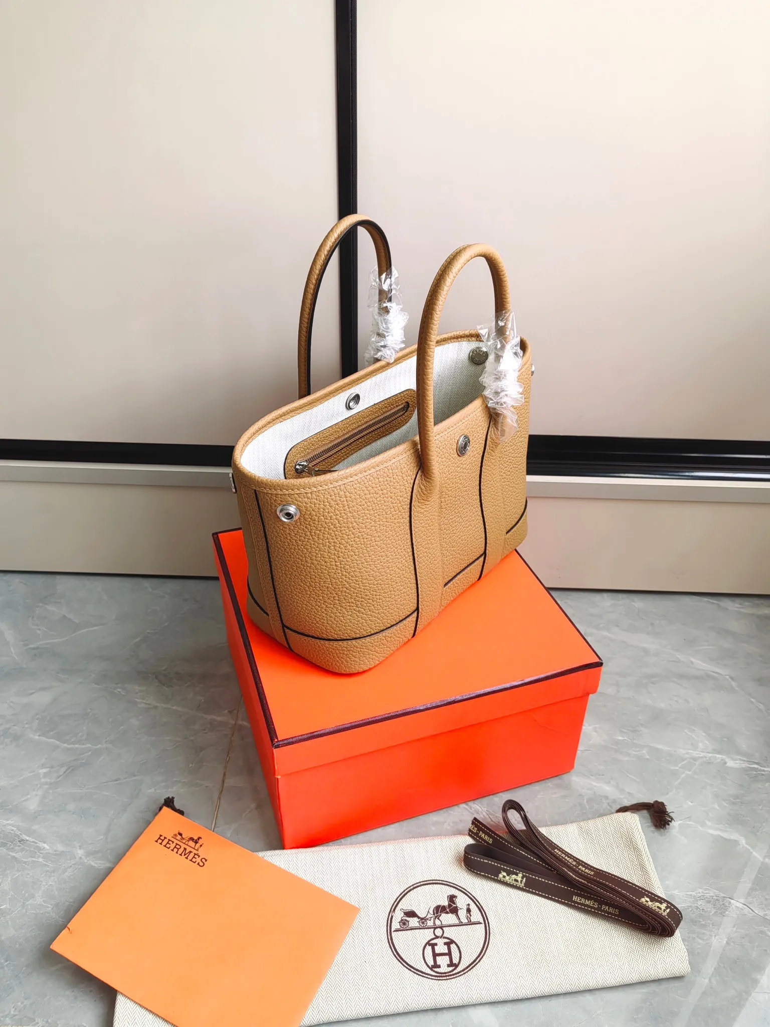 All Categories Official Website "Brand Women's Bags" Women's Bags 💙 Hermes 2026 New Hermes Portable Shoulder Bag