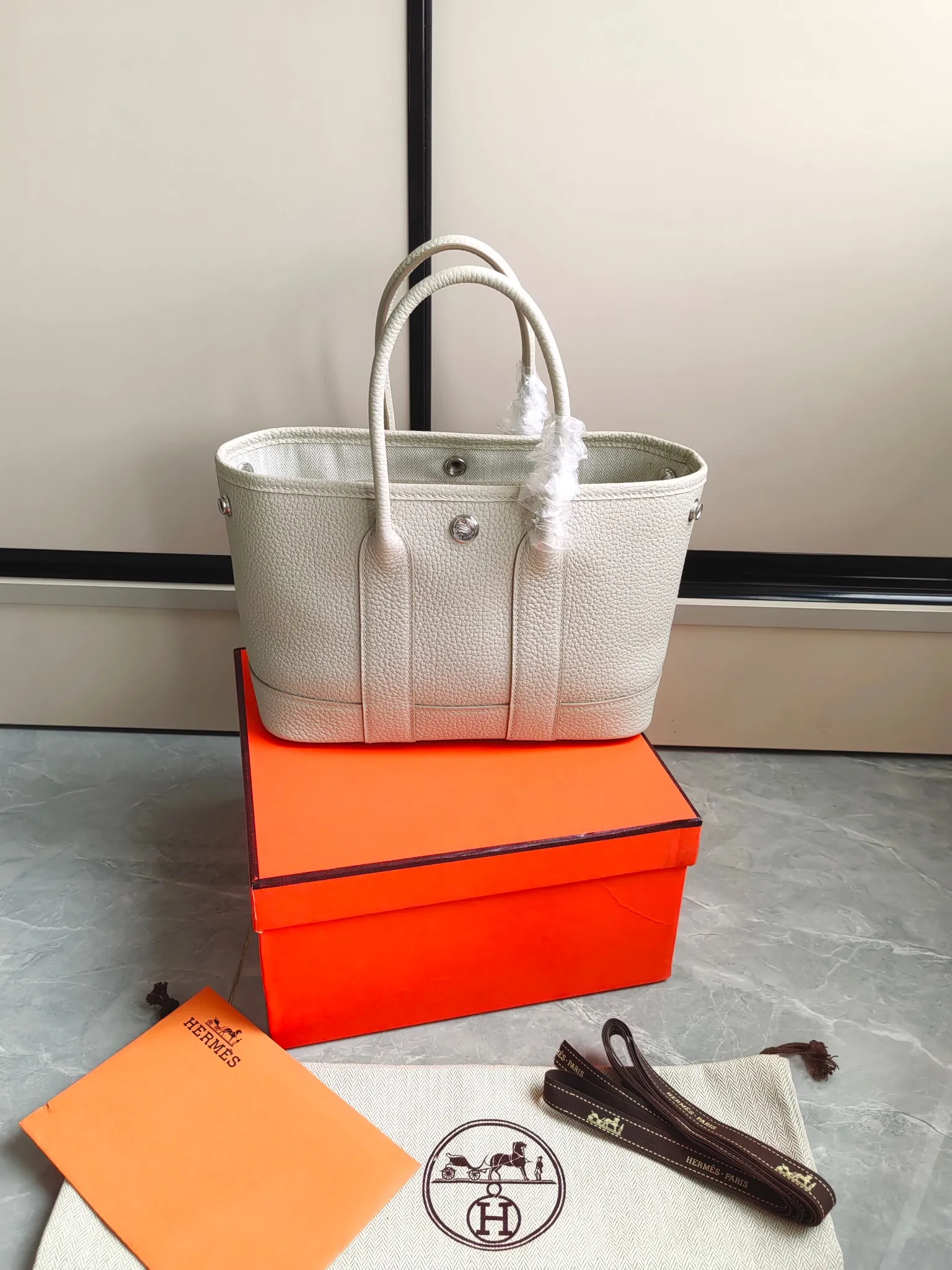 All Categories Official Website "Brand Women's Bags" Women's Bags 💙 Hermes 2026 New Hermes Portable Shoulder Bag