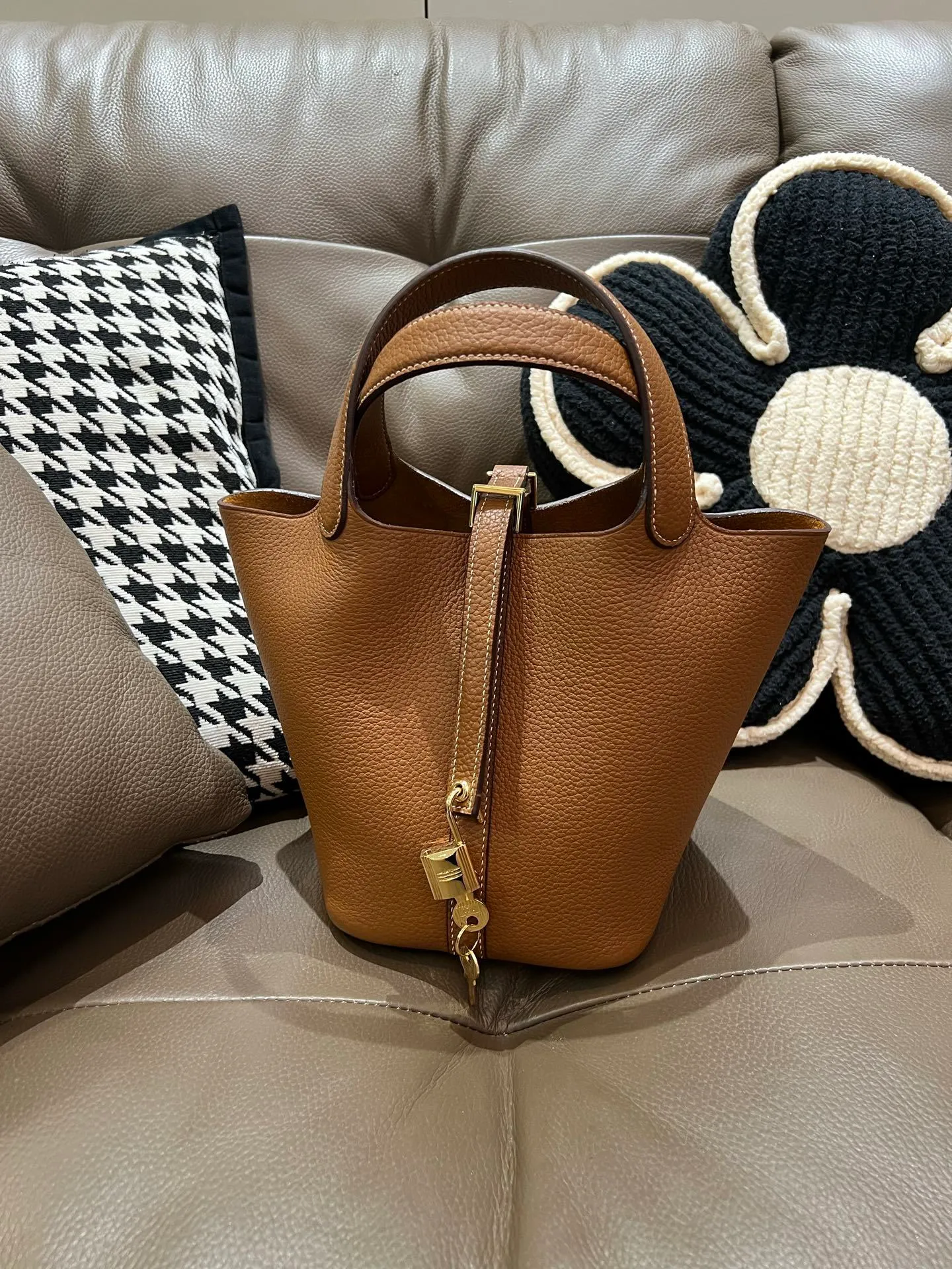 All categories Hermès women's bags (Hermès) Hermès 1818