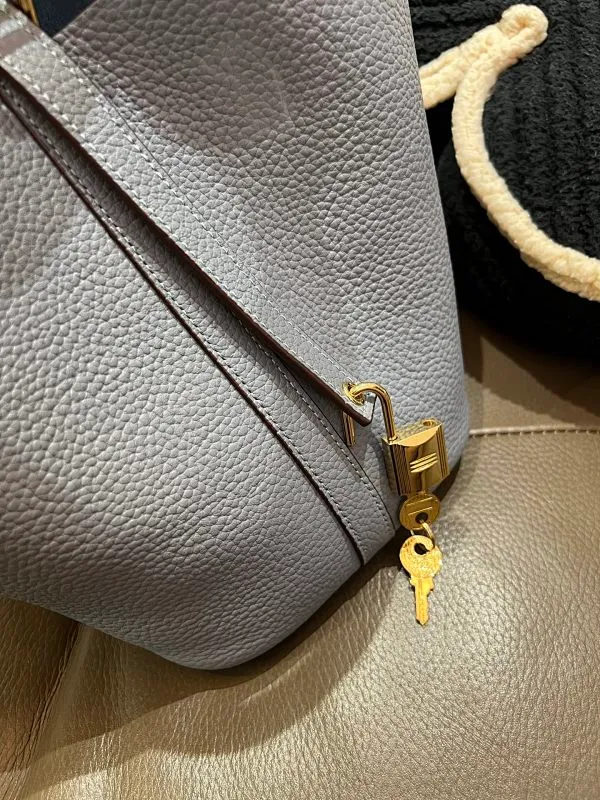 All categories Hermès women's bags (Hermès) Hermès 1818