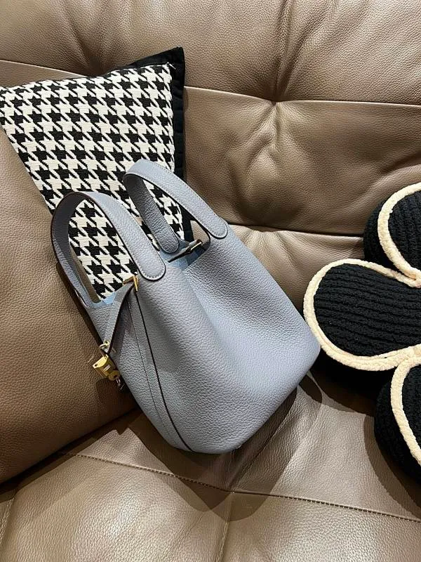 All categories Hermès women's bags (Hermès) Hermès 1818