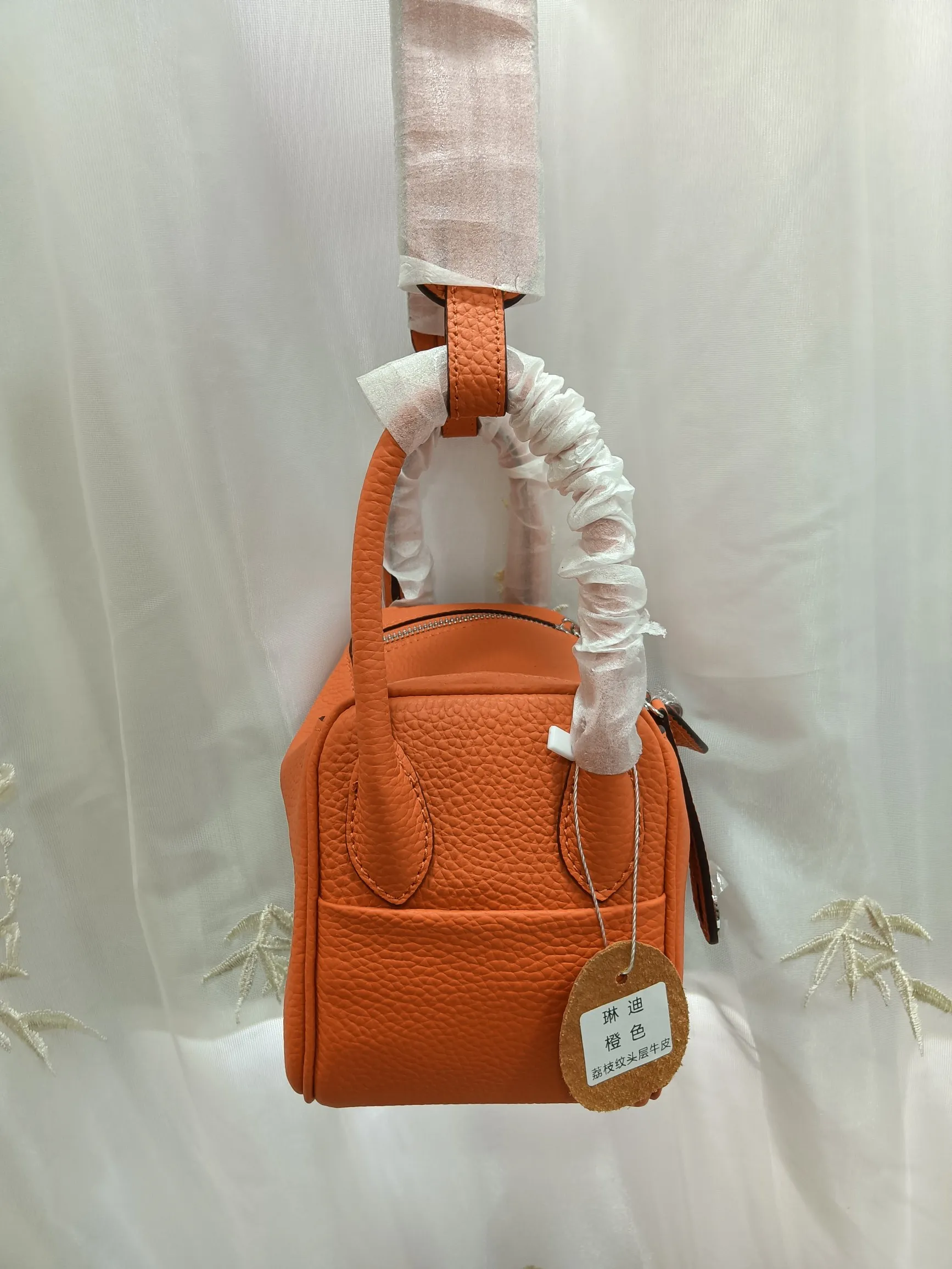 620💰Lindy mini size Hermes Lindy (Chinese name: Lindy bag) Hermès’ most ladylike bag, more relaxed and elegant👜😖Side pockets can store small items✨It is said that Bai Fumei likes to collect it💃Original first-layer cowhide, size 20cm