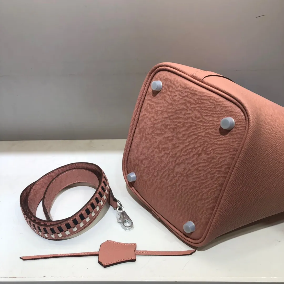 Running price💰760👉Hermes Epsom palm print vegetable basket color block braided wrist 🌺top calfskin original leather😈 size 20/20/16
