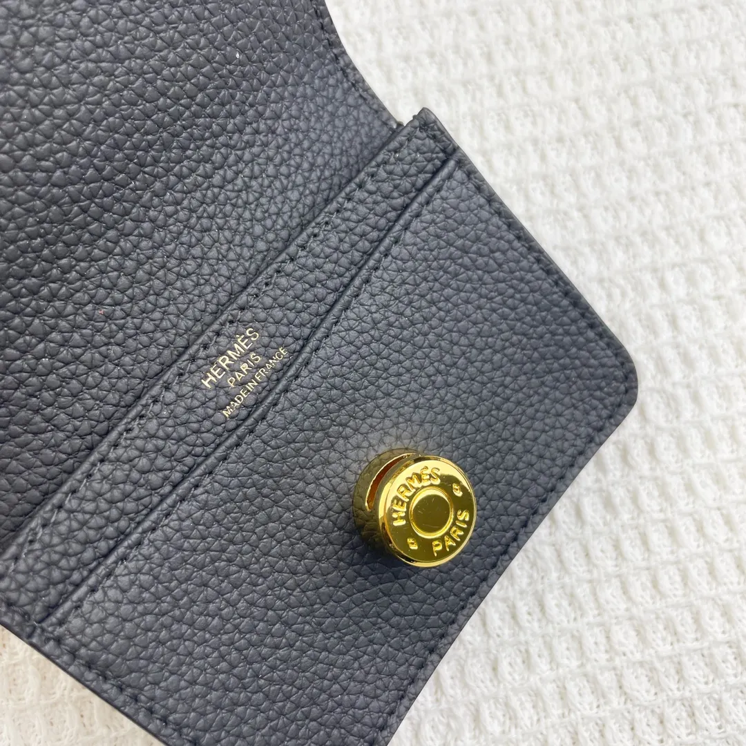 Hermes original Togo p180💰 Model: 0510 size: 11*10cm 🇫🇷Overseas🇫🇷Imported Togo cowhide, soft and comfortable to the touch. Counter version, original replica with hardware, exquisite and elegant, oil edges are straight and smooth🎈Exquisite convenient card holder