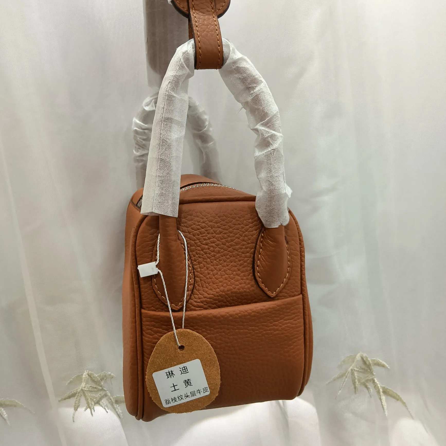 620💰Lindy mini size Hermes Lindy (Chinese name: Lindy bag) Hermès’ most ladylike bag, more relaxed and elegant👜😖Side pockets can store small items✨It is said that Bai Fumei likes to collect it💃Original first-layer cowhide, size 20cm