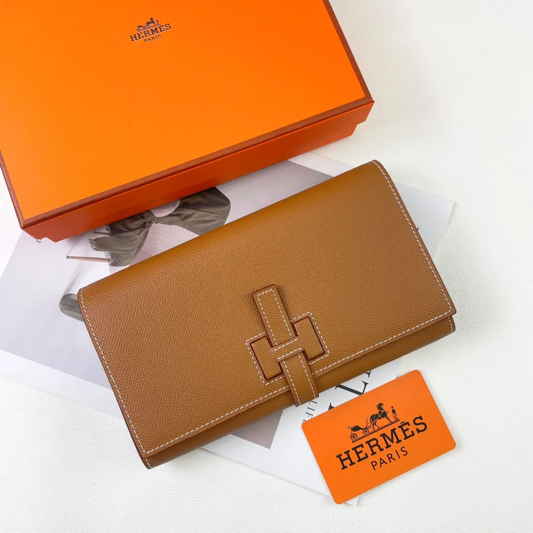 HERMES official website new model 💰300 New H Passant Toutenmainte Epsom calfskin long wallet Model: 951 palm print - Sheath "H passant" opening and closing - Zipper coin purse - Pocket with original OEM code inside - Can store passport or large-size mobile phone Metal texture: palladium plated Dimensions: length 20.8 × width 12.4 × thickness 2.7 cm
