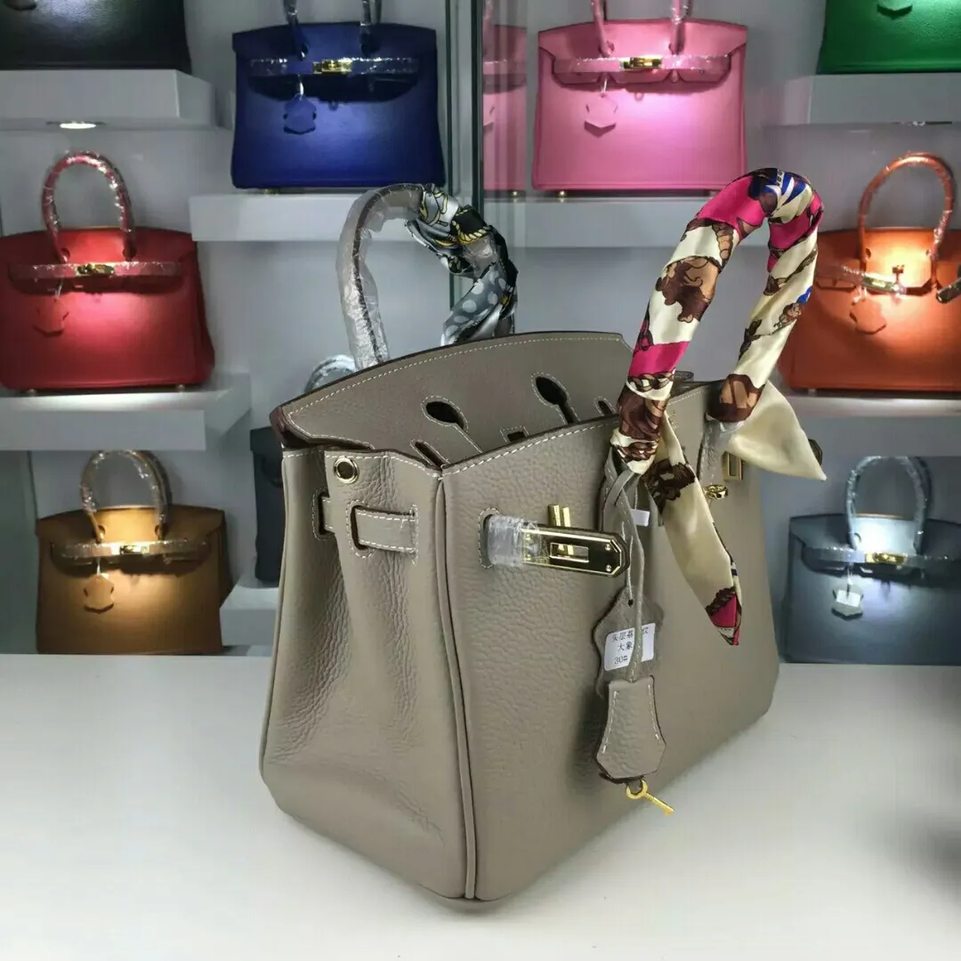 Batch: Small 600💰, Medium 680💰, Large 700💰, 💥Hermes/Hermes💥Official classic production💋Birkin bag💋Original quality coming👉Using imported pebbled cowhide leather👑 Equipped with pure 24k hardware💎Excellent workmanship👏👏Legendary slow work and careful work💓Real pictures💓There is no best, only better [smile], size: large 35-26-18, medium 30-22-16, small 25-20-14cm