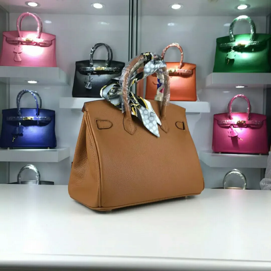 Batch: Small 600💰, Medium 680💰, Large 700💰, 💥Hermes/Hermes💥Official classic production💋Birkin bag💋Original quality coming👉Using imported pebbled cowhide leather👑 Equipped with pure 24k hardware💎Excellent workmanship👏👏Legendary slow work and careful work💓Real pictures💓There is no best, only better [smile], size: large 35-26-18, medium 30-22-16, small 25-20-14cm
