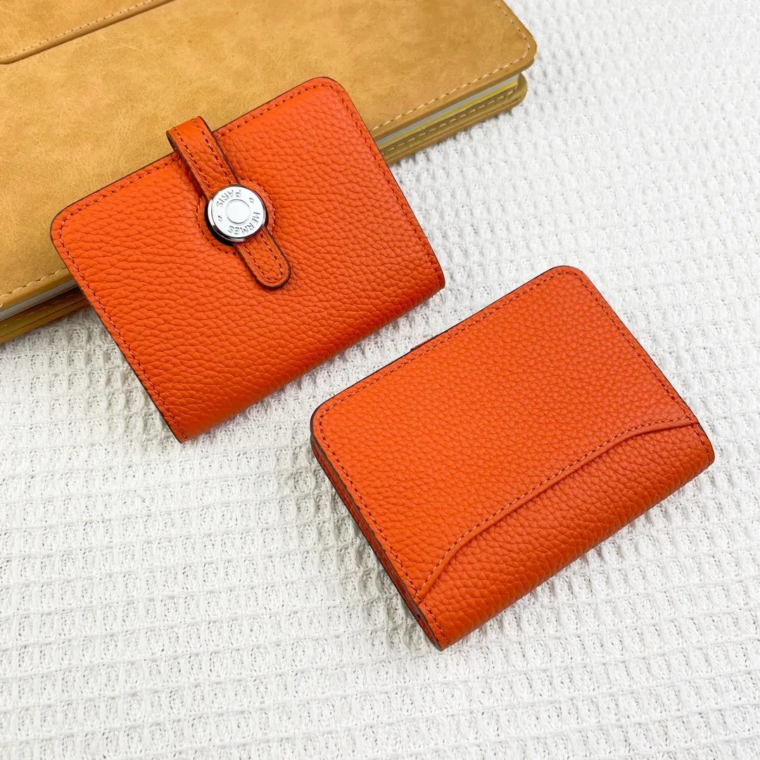 Hermes original Togo p180💰 Model: 0510 size: 11*10cm 🇫🇷Overseas🇫🇷Imported Togo cowhide, soft and comfortable to the touch. Counter version, original replica with hardware, exquisite and elegant, oil edges are straight and smooth🎈Exquisite convenient card holder