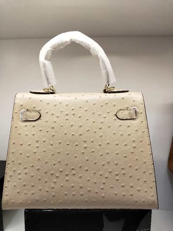 720💰🎉🎉🎉Kelly style ostrich pattern cowhide has arrived, picture color, size: 28X12X21.5. Can be carried cross-body, fine workmanship, [seduce][seduce][rose][rose][coffee][coffee]