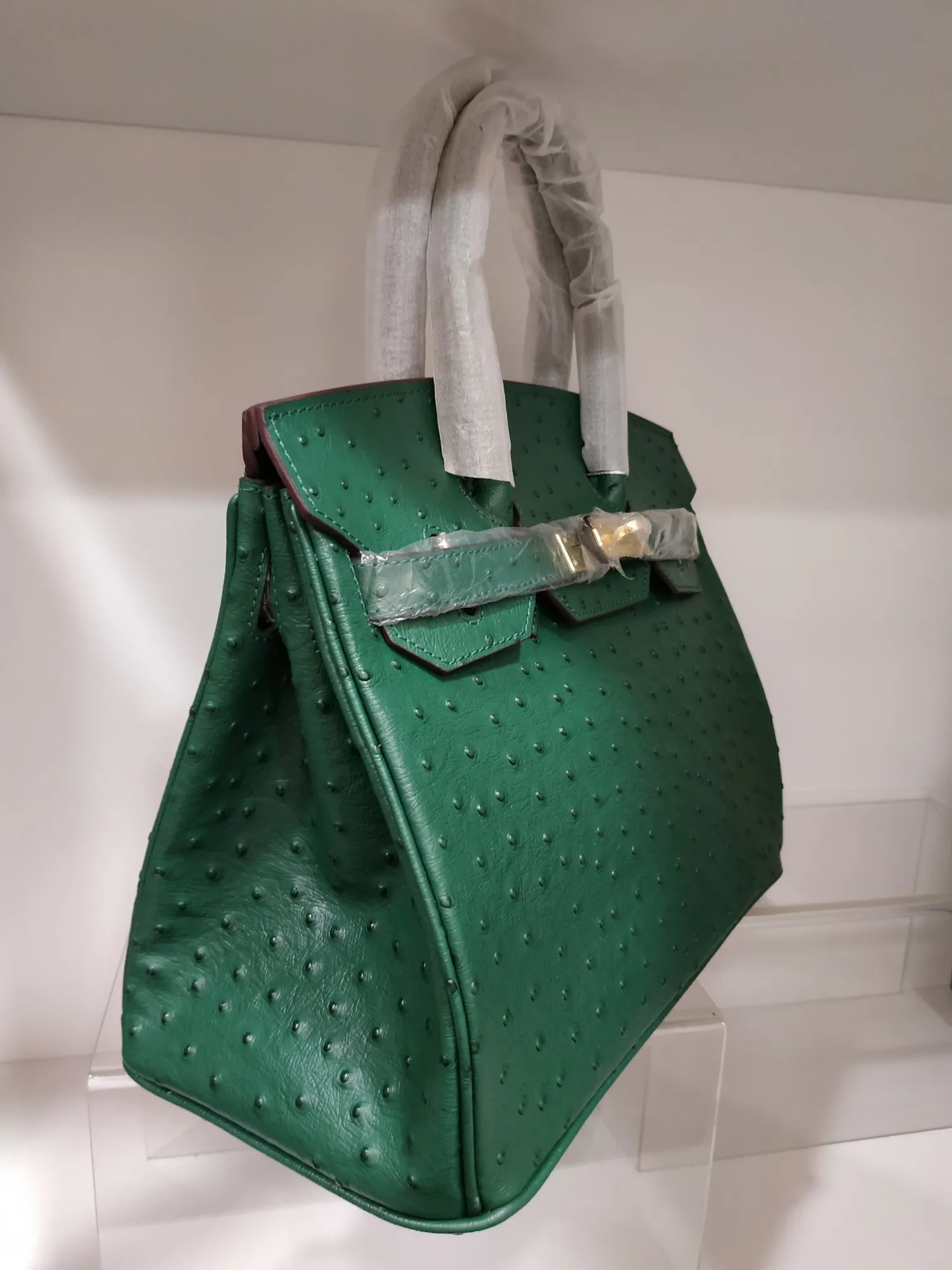 Factory release price: 720💰👏👏A hot product is here. 💃💃Hermes/Hermes👑Official classic production👑Platinum ostrich pattern👑Original quality imported ostrich pattern original first-layer cowhide, [] with pure 24k original hardware Size: 30*22*16cm [Sun] The workmanship is amazing; the legendary slow workmanship is meticulous and the real picture is taken 👉👉Note: Own factory, real picture