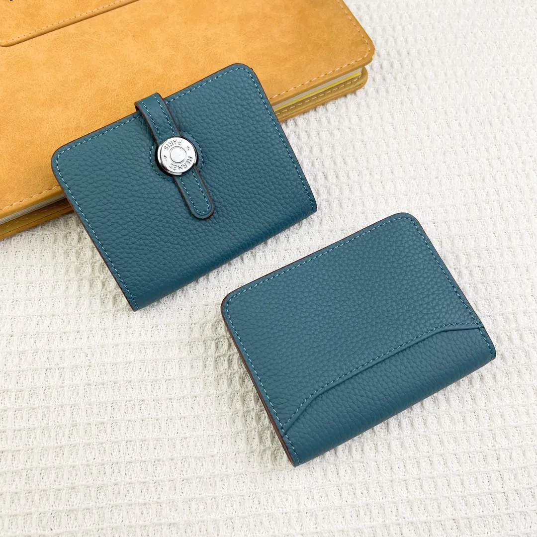 Hermes original Togo p180💰 Model: 0510 size: 11*10cm 🇫🇷Overseas🇫🇷Imported Togo cowhide, soft and comfortable to the touch. Counter version, original replica with hardware, exquisite and elegant, oil edges are straight and smooth🎈Exquisite convenient card holder