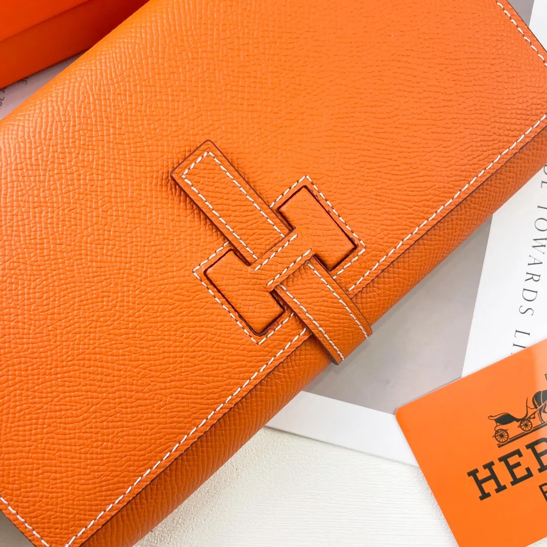 HERMES official website new model 💰300 New H Passant Toutenmainte Epsom calfskin long wallet Model: 951 palm print - Sheath "H passant" opening and closing - Zipper coin purse - Pocket with original OEM code inside - Can store passport or large-size mobile phone Metal texture: palladium plated Dimensions: length 20.8 × width 12.4 × thickness 2.7 cm