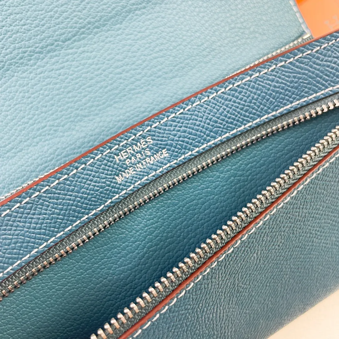 HERMES official website new model 💰300 New H Passant Toutenmainte Epsom calfskin long wallet Model: 951 palm print - Sheath "H passant" opening and closing - Zipper coin purse - Pocket with original OEM code inside - Can store passport or large-size mobile phone Metal texture: palladium plated Dimensions: length 20.8 × width 12.4 × thickness 2.7 cm